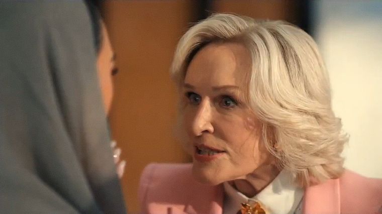Glenn Close es otro de los nombres que se suma a lo nuevo de Ryan Murphy Glenn Close es otro de los nombres que se suma a lo nuevo de Ryan Murphy