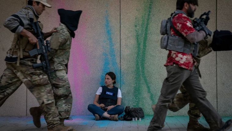 Cailee Spaeny protagoniza Guerra Civil, dirigida por Alex Garland.