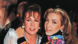 Este es el motivo por el que Thalía no se habla con su hermana Laura Zapata desde hace 13 años