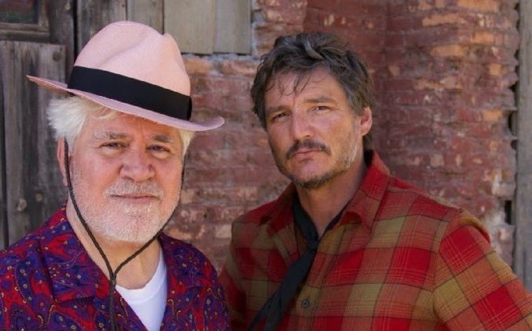 Pedro Almodóvar dispara contra quienes critican a Pedro Pascal