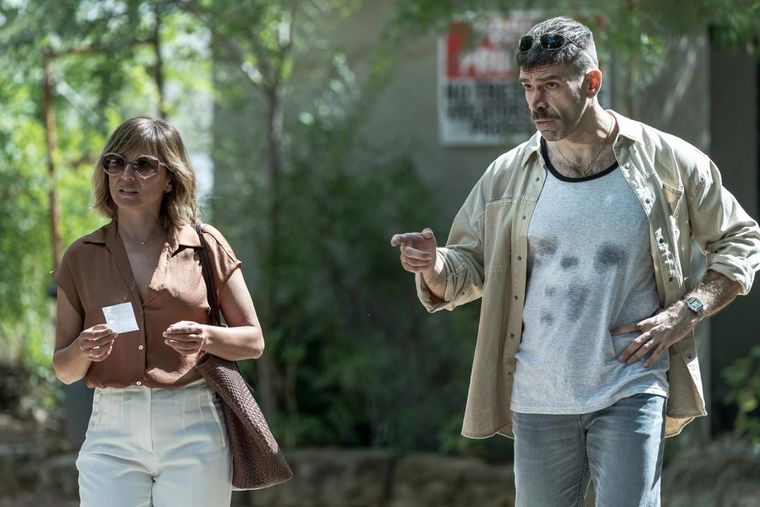 1992 tiene seis episodios