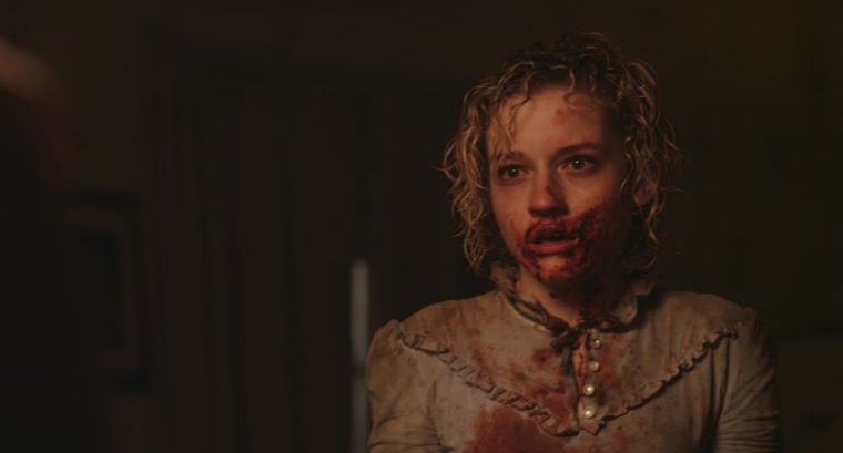 Julia Garner protagoniza este perturbador filme de terror