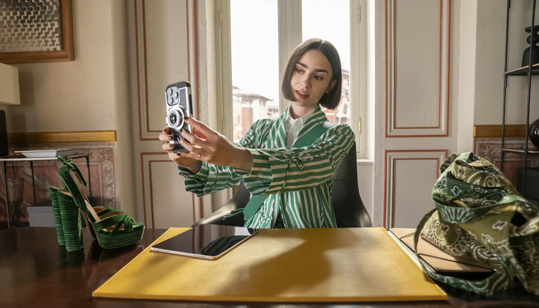 Emily se traslada a Roma en la quinta temporada