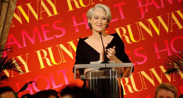 Meryl Streep como la exitosa e implacable Miranda Priestly.