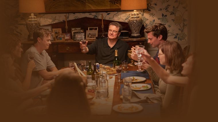 Colin Firth y Toni Collette protagonizan la miniserie La escalera. Colin Firth y Toni Collette protagonizan la miniserie La escalera.
