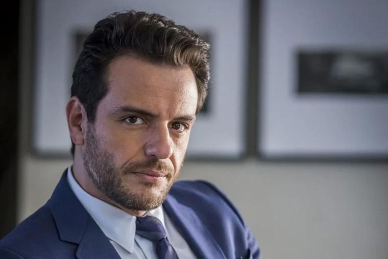 El guapo Rodrigo Lombardi tiene 45 años.