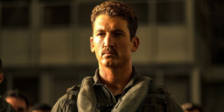 Miles Teller interpreta a Rooster en Top Gun 2