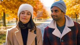 la verdadera razon por la que aziz anzari casi no aparece en la temporada 3 de master of none