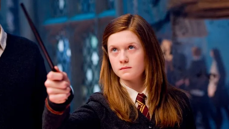 Entre las críticas que enfrentó la franquicia de Harry Potter está la plana personalidad que le otorgaron a Ginny. Entre las críticas que enfrentó la franquicia de Harry Potter está la plana personalidad que le otorgaron a Ginny.
