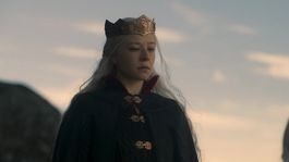 Emma DArcy como Rhaenyra Targaryen