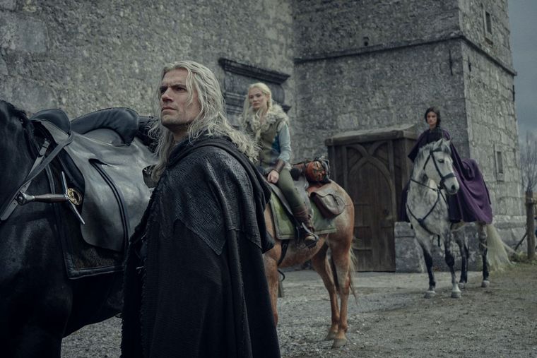 Fanático de los libros de Andrzej Sapkowski en los que se basa la serie de Netflix, Henry Cavill decidió dar un paso al costado luego de que los productores hicieran oídos sordos a su petición de respetar el texto original. Fanático de los libros de Andrzej Sapkowski en los que se basa la serie de Netflix, Henry Cavill decidió dar un paso al costado luego de que los productores hicieran oídos sordos a su petición de respetar el texto original.