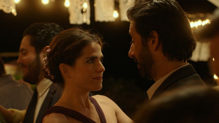 Todos queremos a alguien es una película mexicana