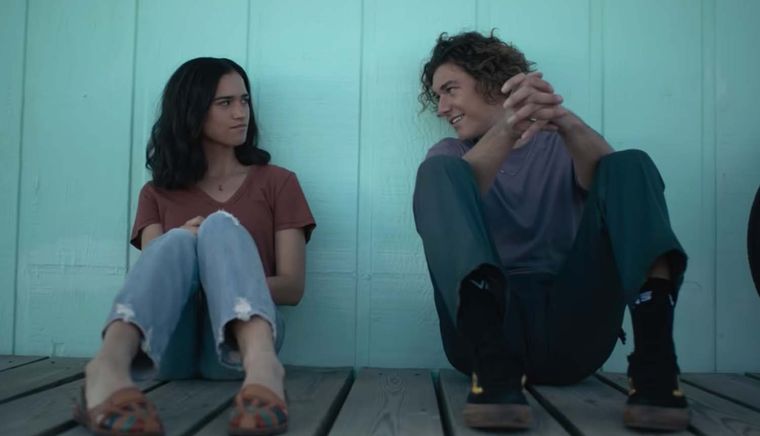 Estrenada en 2022, esta tierna comedia romántica original de Netflix narra el despertar de una joven sumisa en pleno verano.