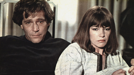 George Segal y Glenda Jackson protagonizan la película