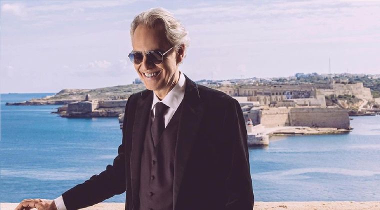 Andrea Bocelli es dueño de una voz inolvidable.