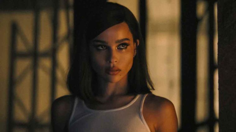 Zoe Kravitz como Selina Kyle