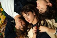 Dímelo bajito está basada en una novela de Mercedes Ron