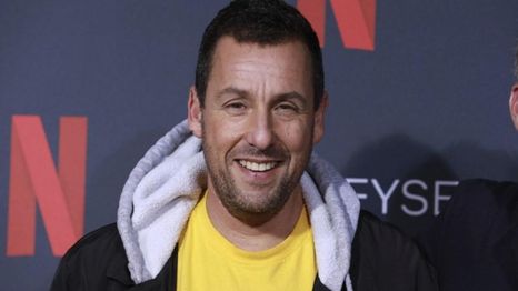 Adam Sandler es el protagonista de Golpe bajo