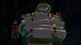 Mike y sus hermanos se unen al vigilante de Gotham Mike y sus hermanos se unen al vigilante de Gotham