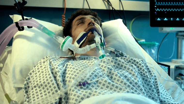 Daniel logra salir del coma luego de estar al borde de la muerte. Daniel logra salir del coma luego de estar al borde de la muerte.