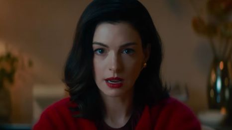 Anne Hathaway en su tercera de cinco películas para este 2026.