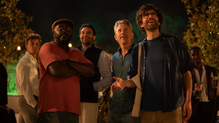 La serie de comedia neerlandesa regresa con nuevos episodios. La serie de comedia neerlandesa regresa con nuevos episodios.