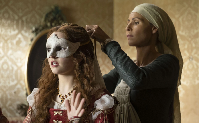 Rosaline es una versión que traer algo de frescura a la historia de Romeo y Julieta.