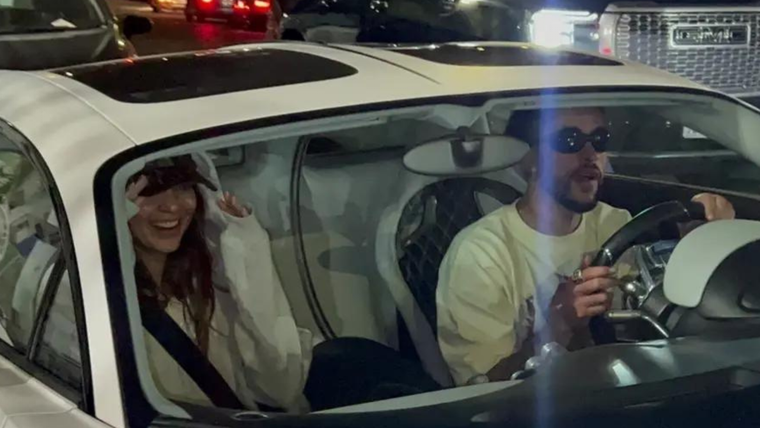 El cantante y la supermodelo continúan compartiendo tiempo juntos.