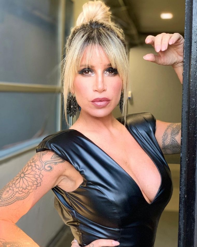 Flor Peña posó muy seductora en Viernes Santo