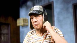 ¿existia un tercer patio en la vecindad del chavo? el misterio revelado 48 anos despues