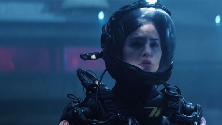 Eiza González protagoniza este aclamado thriller de ciencia ficción