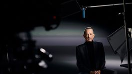 Tom Hanks se pone al frente de un nuevo documental. Tom Hanks se pone al frente de un nuevo documental.