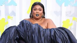 hbo max se rinde ante el fenomeno lizzo