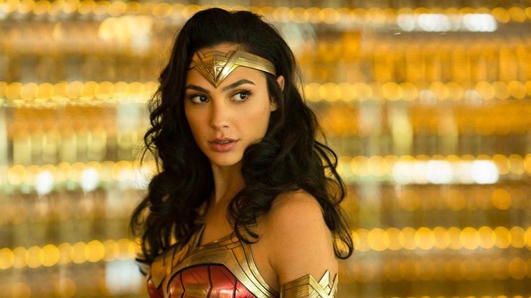 James Cameron criticó la forma en que DC eligió contar la historia de Wonder Woman