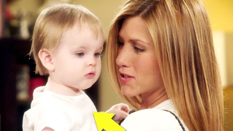 La pequeña Emma era interpretada por las mellizas Noelle y Cali Sheldon.