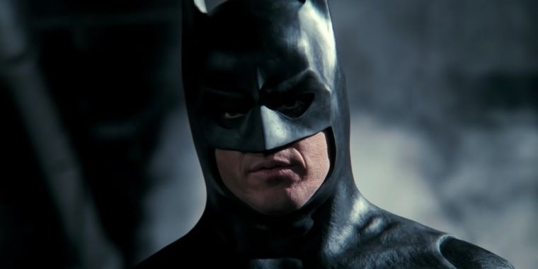 Michael Keaton regresa como el caballero de la noche