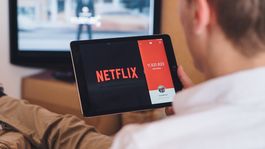 netflix: cuanto costara la opcion para poder compartir tu cuenta y cuando comenzara a aplicarse