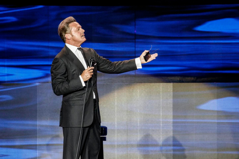 Luis Miguel tuvo un romance con la prima de Doña Florinda.