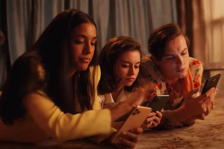 ¿Por qué sois así? es una miniserie australiana que se estrenó en 2021 y cuenta con seis episodios