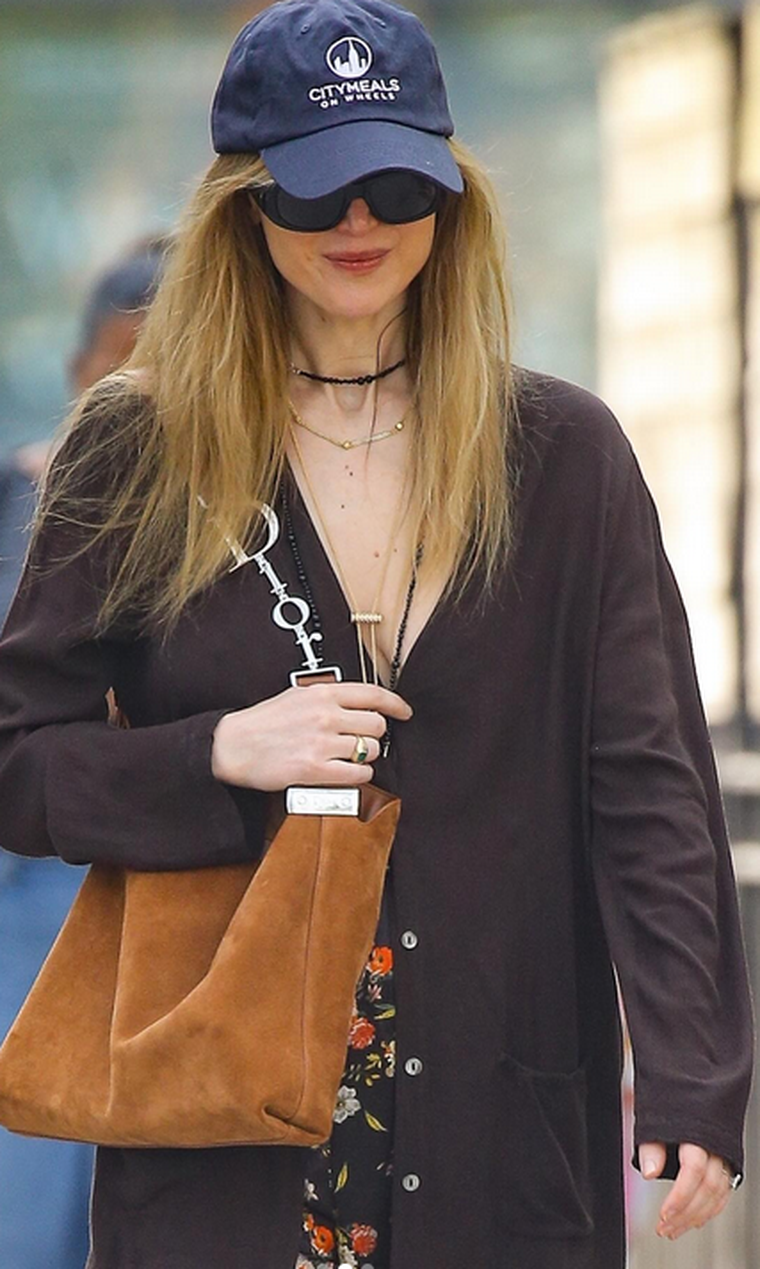 Jennifer Lawrence buscó pasar desapercibida en las calles de Nueva York Jennifer Lawrence buscó pasar desapercibida en las calles de Nueva York