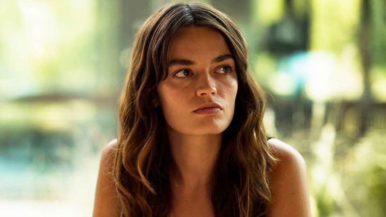 Emma Mackey es la protagonista de Hot Milk, la ópera prima de Rebecca Lenkiewicz.