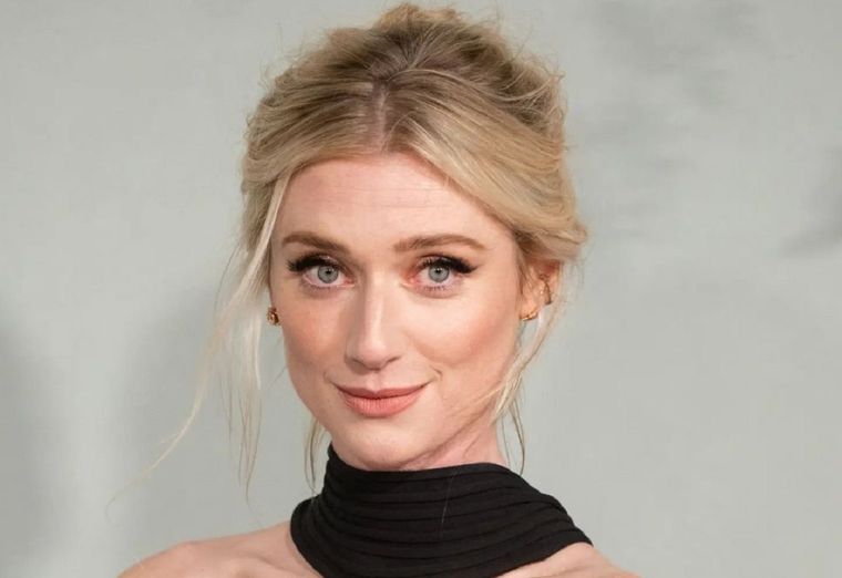 La actriz de 32 años vuelve a brillar en la pantalla chica con The Crown