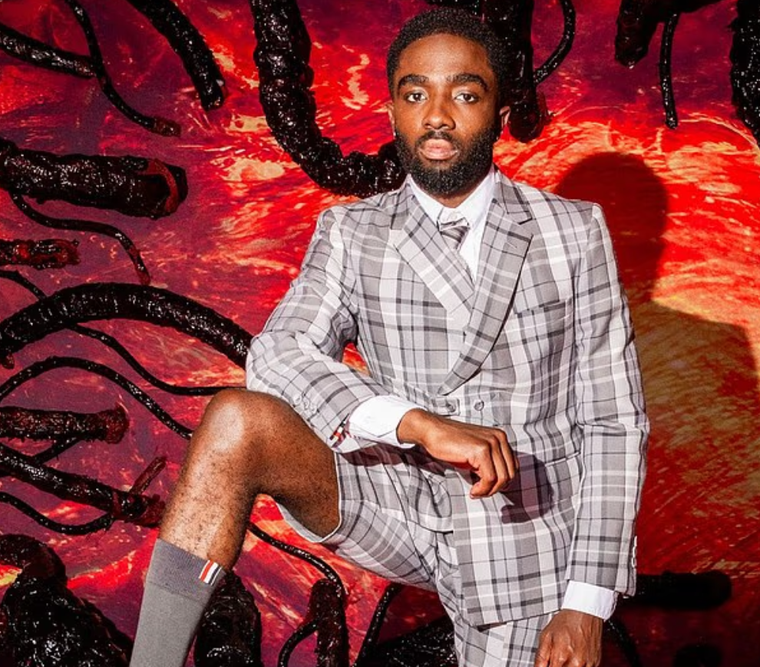 La transformación de Caleb McLaughlin ha sorprendido a los fanáticos La transformación de Caleb McLaughlin ha sorprendido a los fanáticos