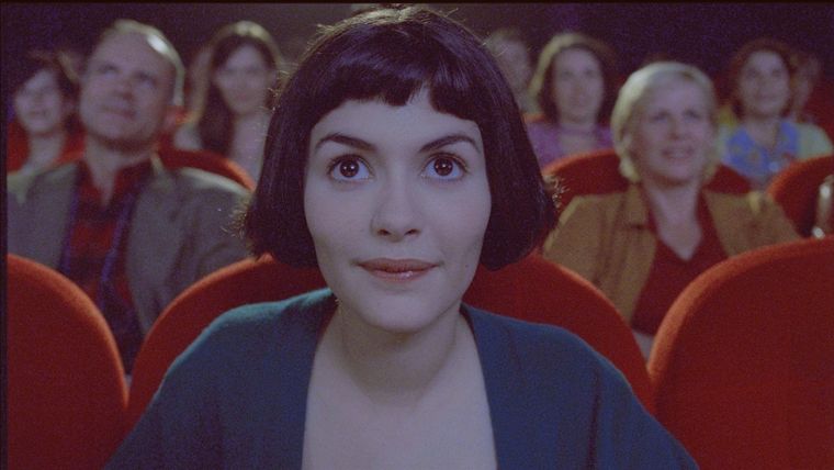 Amélie es una de las comedias románticas más icónicas del cine