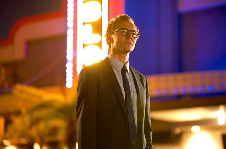 Lejos de Marvel, Tom Hiddleston es el protagonista de esta nueva historia