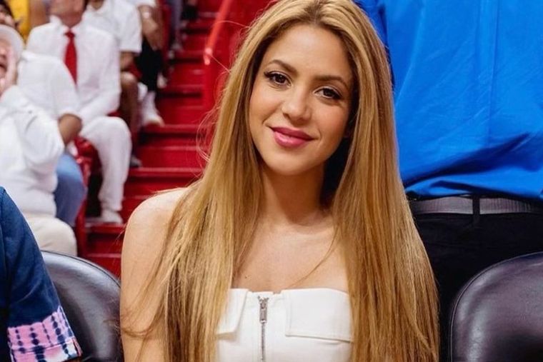 Shakira estaría por tener una niña.