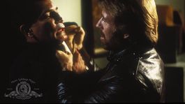 Chuck Norris en una de sus mejores películas