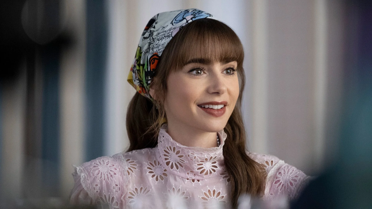 Lily Collins como Emily Cooper