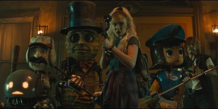 Millie Bobby Brown tiene que encontrar a su hermano en un EEUU dividido entre humanos y robots