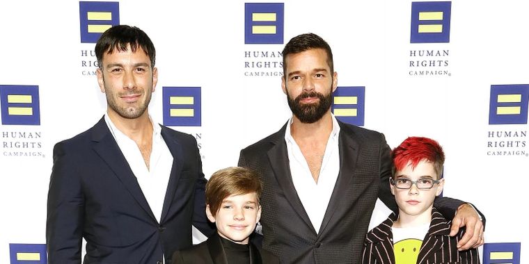 Ricky Martin junto a su familia